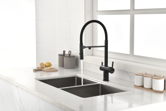 Детальное фото товара: Paulmark GRAVITY, смеситель, антрацит, черный шланг