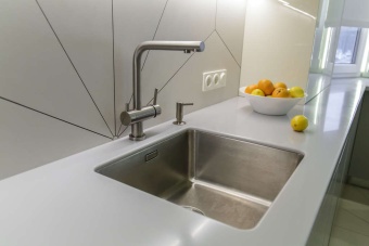 Детальное фото товара: Omoikiri Tadzava 44-U-IN Quadro, мойка, нержавеющая сталь 