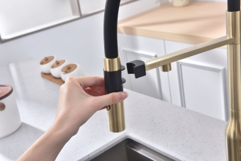 Детальное фото товара: Paulmark Magneto One, смеситель, светлое золото